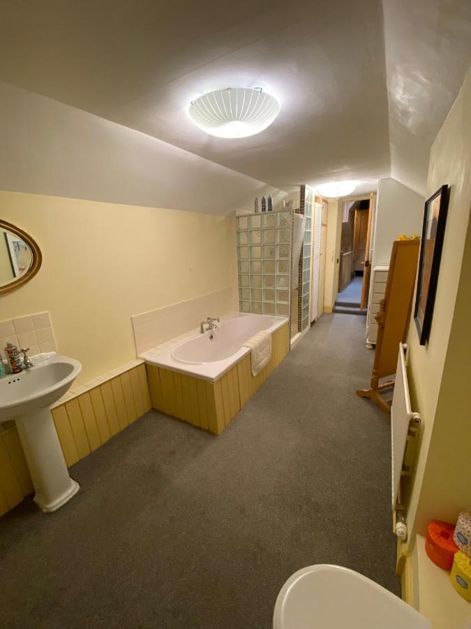 The Dragonfly Bnb, Glastonbury Exteriér fotografie