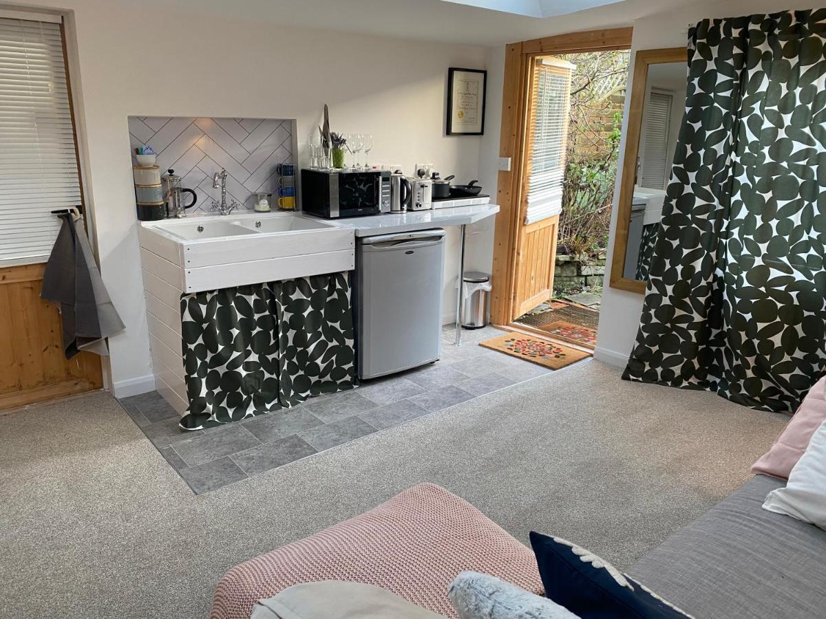 The Dragonfly Bnb, Glastonbury Exteriér fotografie